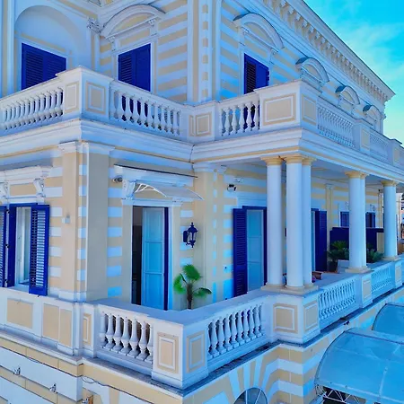 La Terrazza De Luxe 게스트하우스 4*