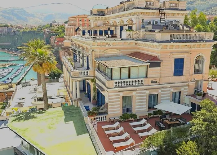 Гостевой дом La Terrazza De Luxe 4*