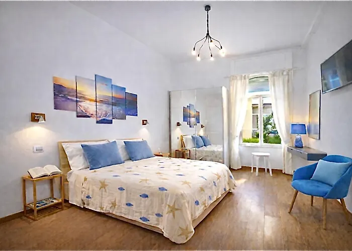 Гостевой дом La Terrazza De Luxe 4*