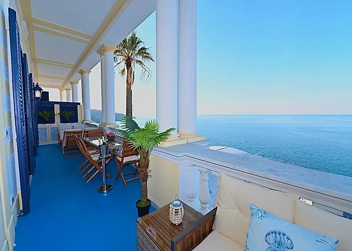 La Terrazza De Luxe Гостевой дом Сорренто